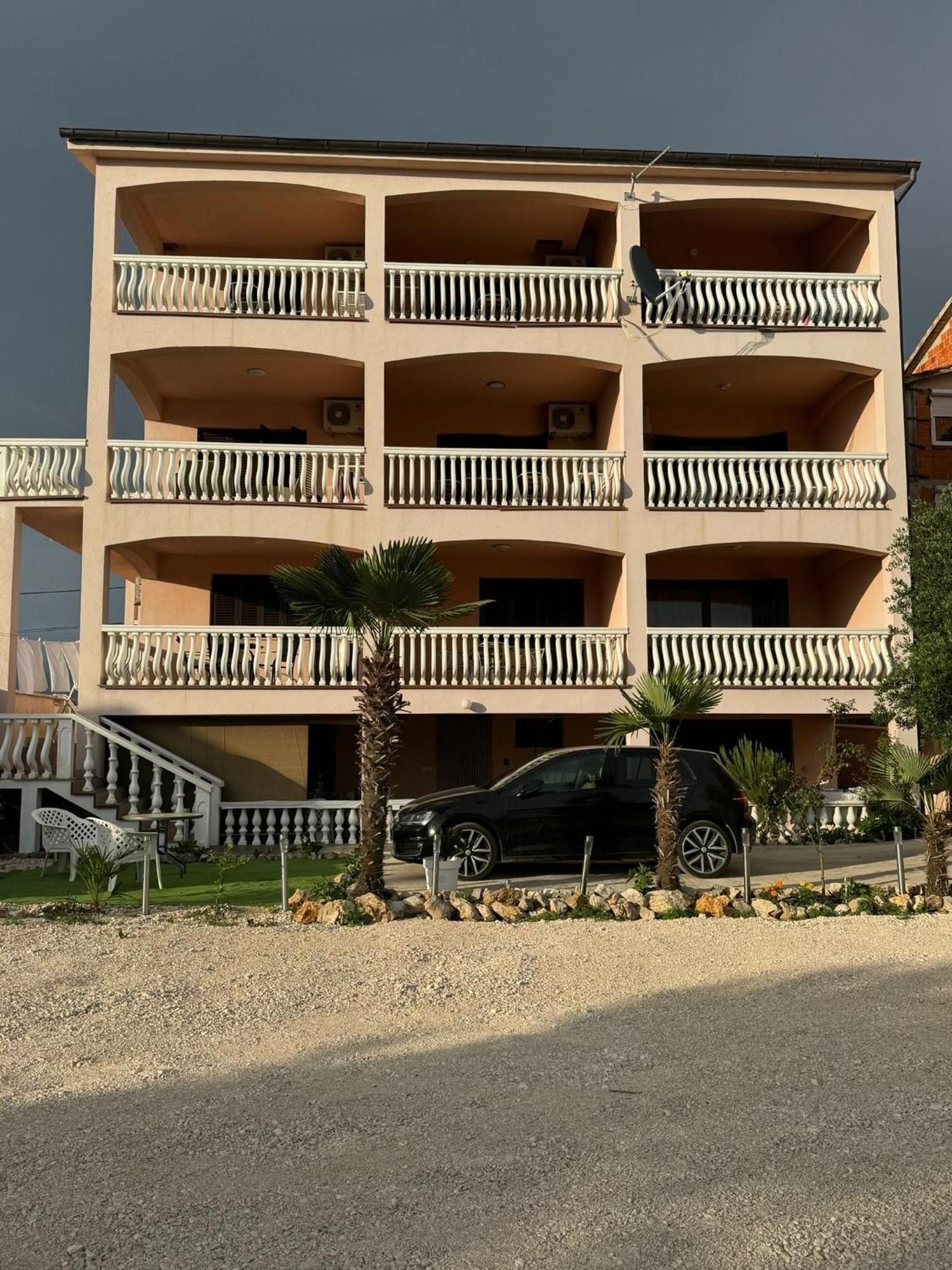 Apartments Bernarda 2 Nin Exteriör bild
